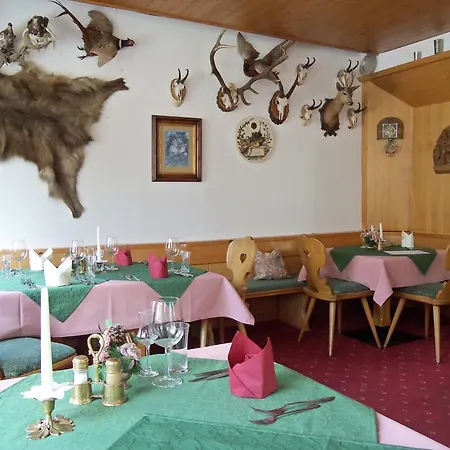Schwarzer Adler Hotel 3*