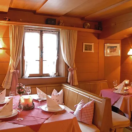 Schwarzer Adler Hotel 3*