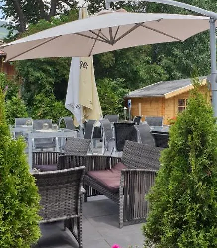 Szálloda Schwarzer Adler Pettneu am Arlberg