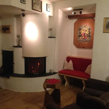 施瓦泽阿德勒酒店