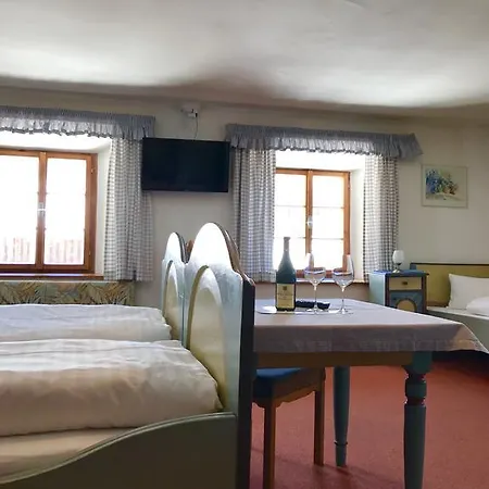 酒店 施瓦泽阿德勒酒店 佩特诺伊阿尔贝格