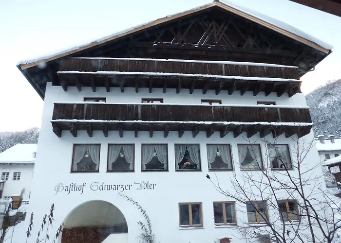 Schwarzer Adler Szálloda 3*