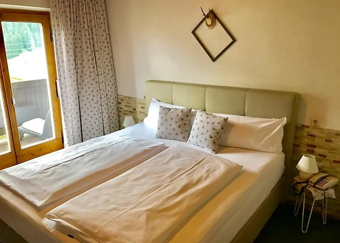 Schwarzer Adler Szálloda